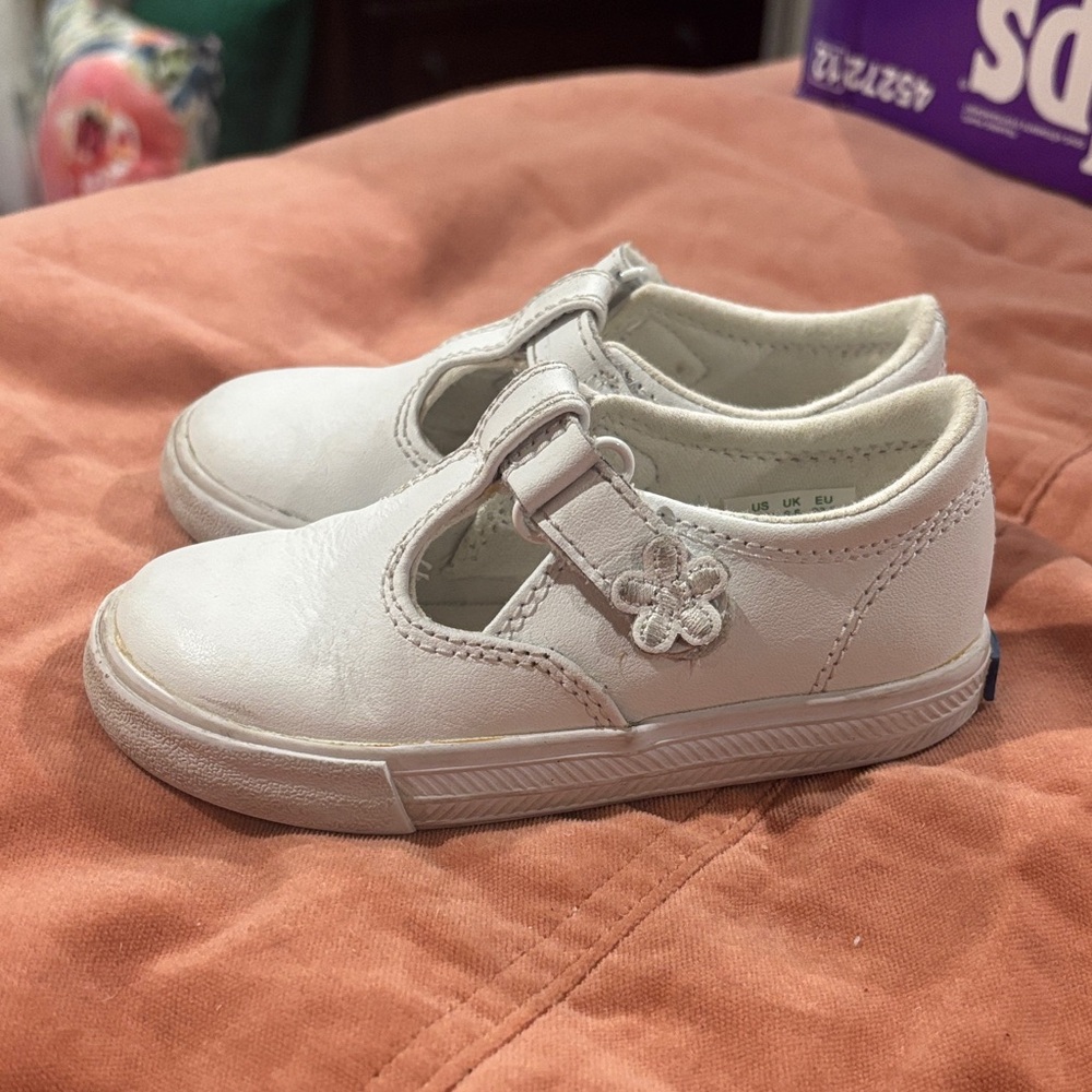 Keds Daphne girls baby infant toddler size 7.5 W white leather sandal shoe